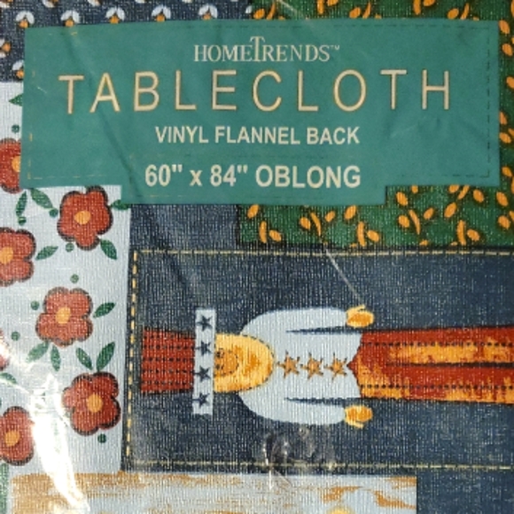 Vtg Tablecloth Home Trends 60" x 84" Oblong Vinyl Flannel Back American Patriot - Picture 3 of 4